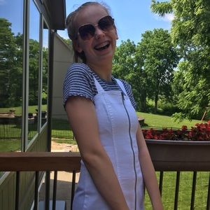 Meet your Posher, Avery